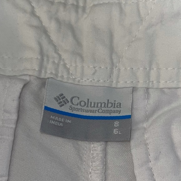 Columbia Women’s Solar Fade Shorts - Picture 3 of 6